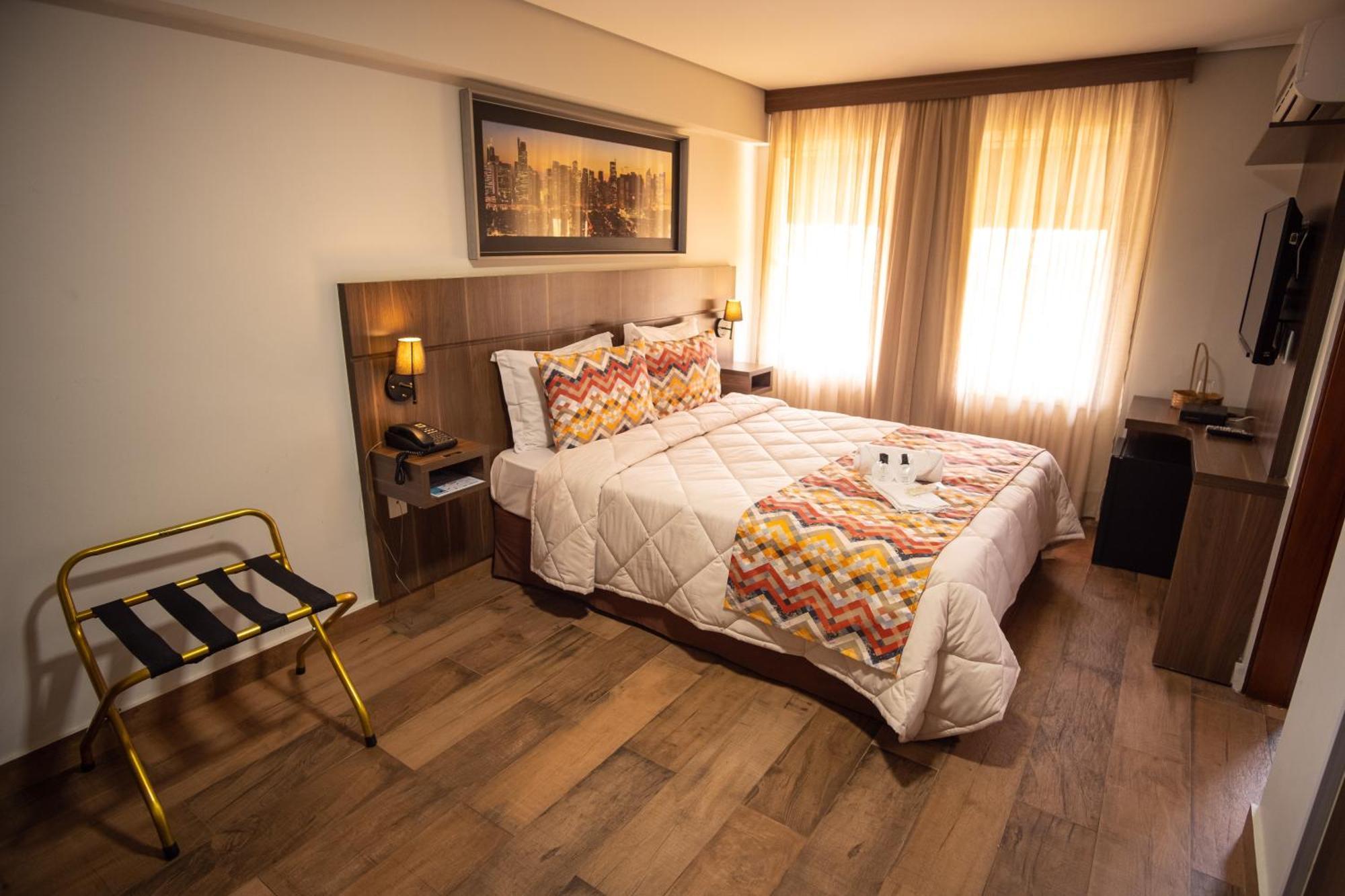 Padom Business Hotel Браганса-Паулиста Экстерьер фото