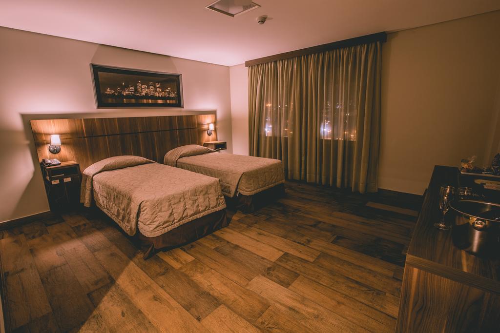 Padom Business Hotel Браганса-Паулиста Номер фото