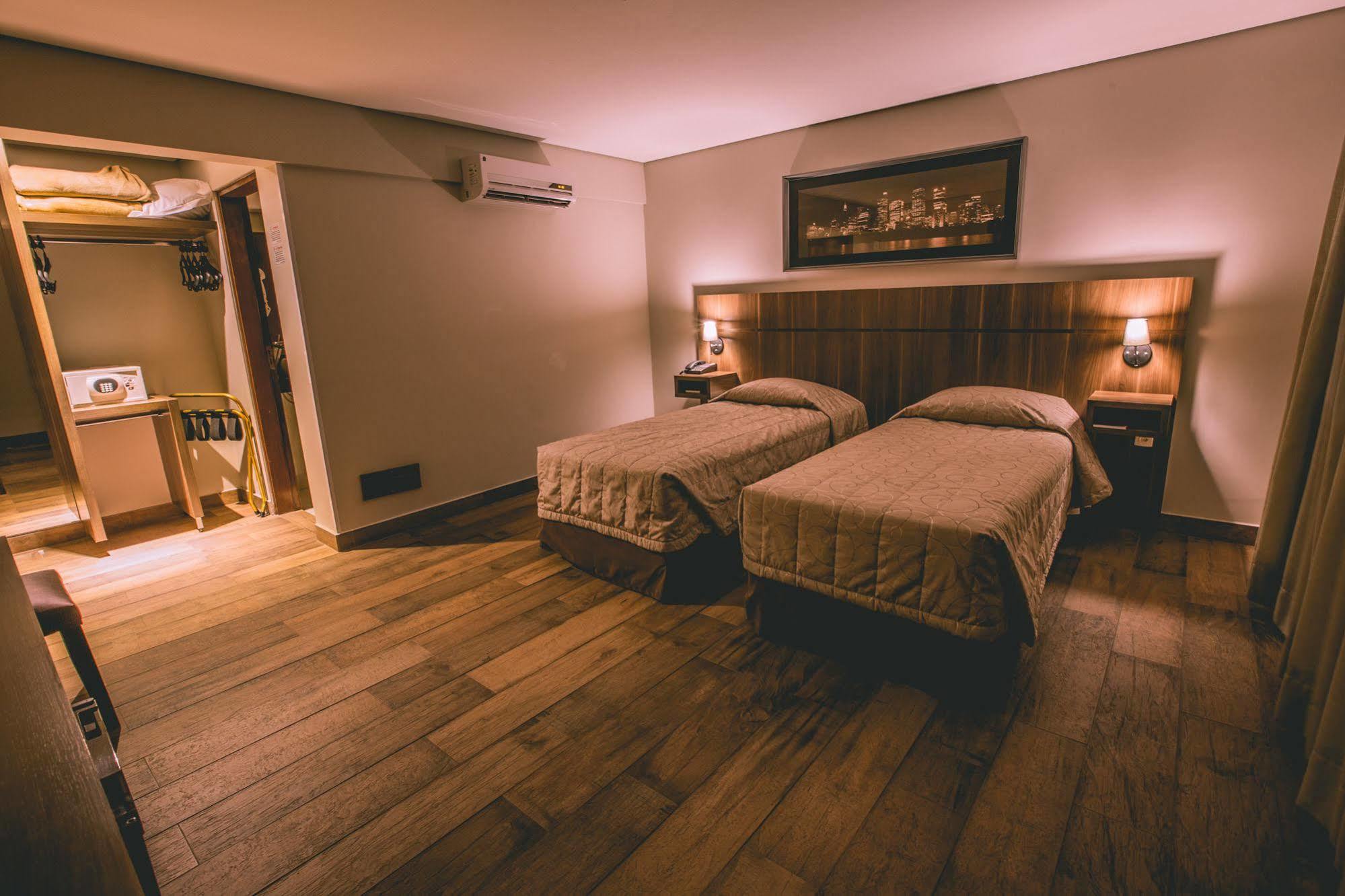 Padom Business Hotel Браганса-Паулиста Экстерьер фото